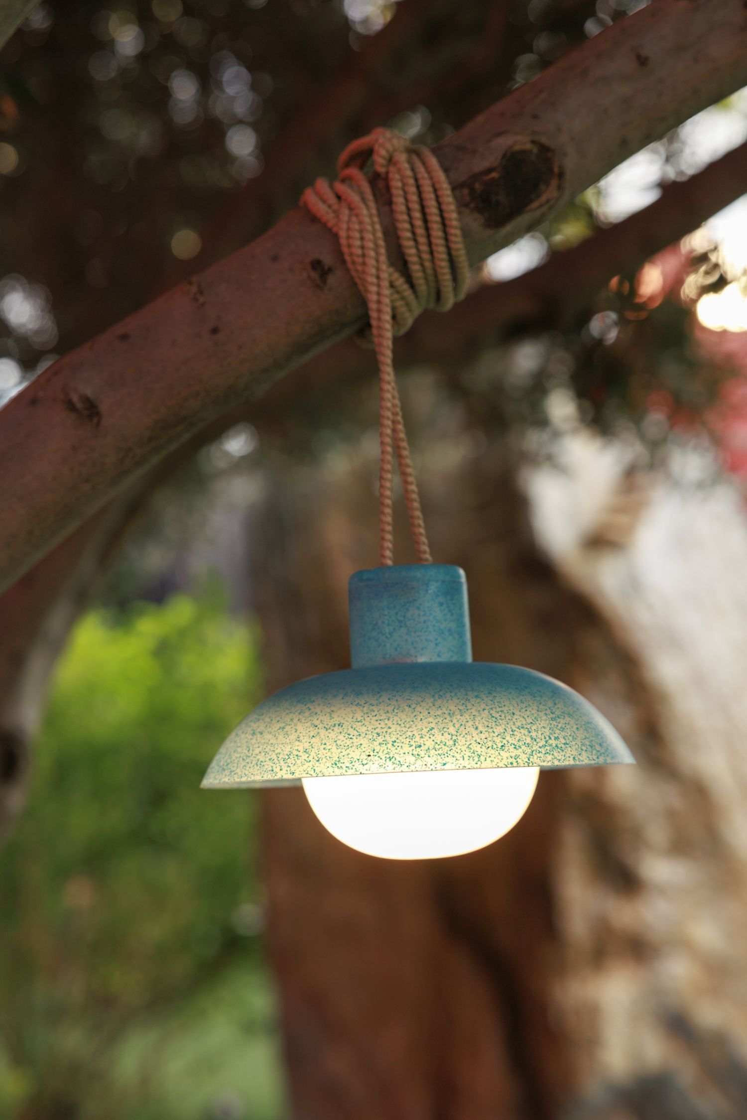 LED Akku Pendelleuchte dimmbar Blau IP54 3000 K Ø20 cm Outdoor lighting, String light, Hanging lamp, Blue shade, Globe bulb