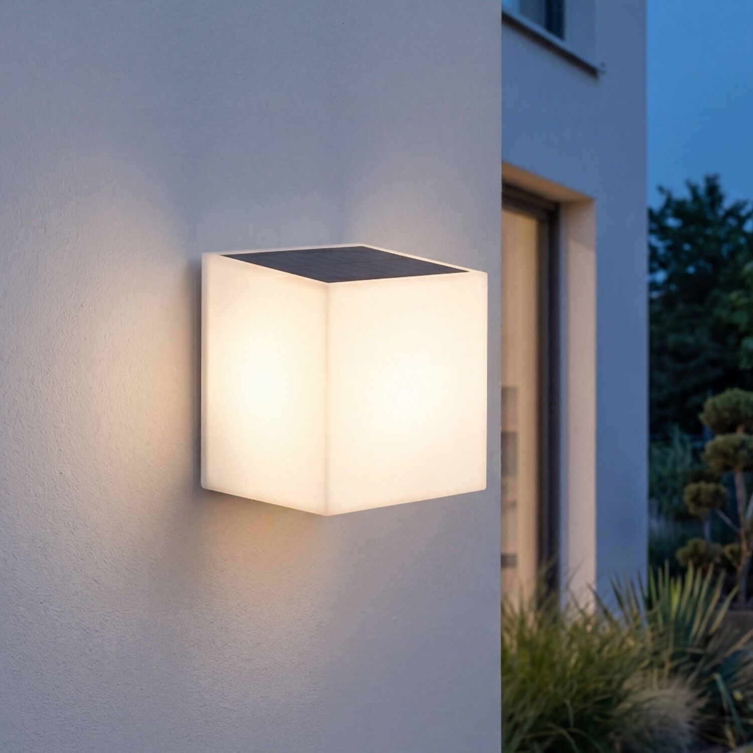 solarleuchte-solarleuchte-alle-solarleuchte-bokel-1x-led-mit-10w-weiss-fuer-garten-terrasse-recycelter-kunststoff-pp-le110945-01 Wandleuchte, Außenlicht, Solarleuchte, Wandlampe, Kubusform