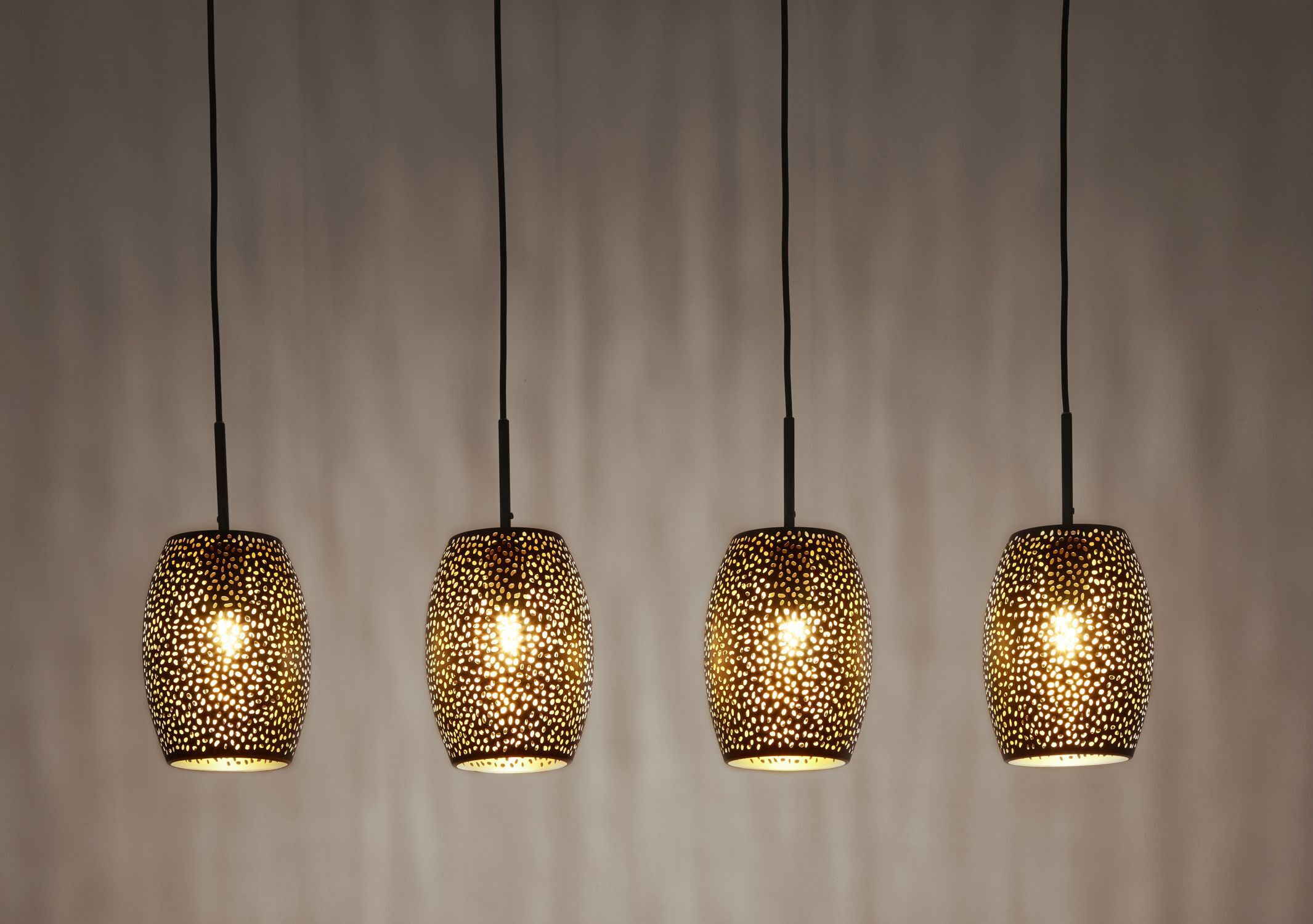 Hängelampe Metall 4-flammig Schwarz Gold B: 90 cm E27 Hängelampe Metall 4-flammig Schwarz Gold B: 90 cm E27