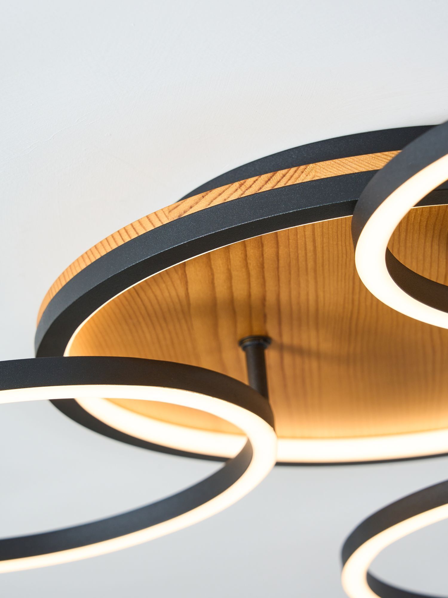 LED Deckenlampe Natur Schwarz Weiß L:60,8 cm 3000 W Lampe, Drinnen, Innenarchitektur