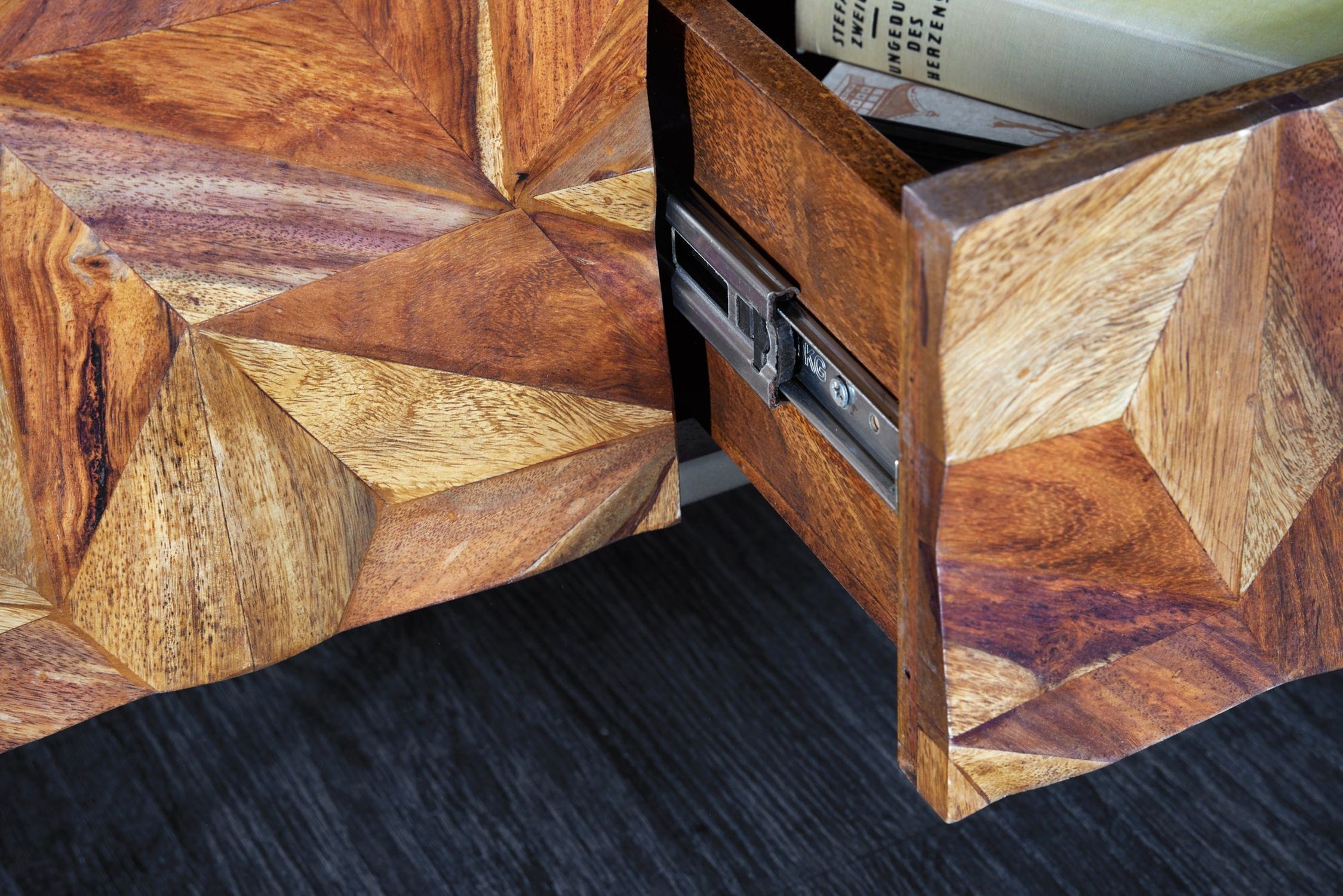 Massives TV Lowboard 160 cm breit Sheesham Holz dekorativ Hartholz, Holz, Schublade, Gebeiztes Holz, Innenarchitektur
