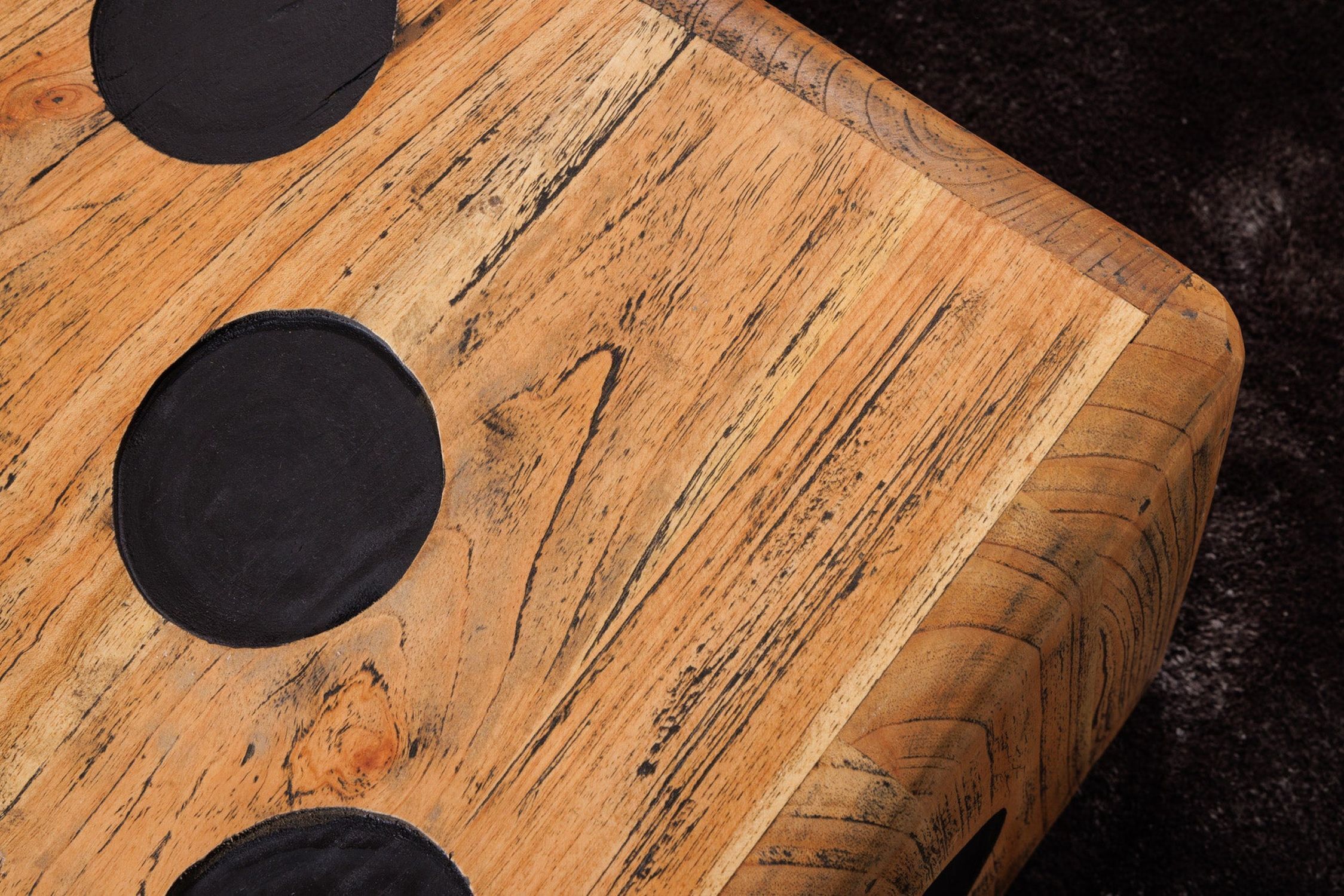 Beistelltisch Mindiholz in Natur 41 x 41 cm Holz, Eishockey-Puck, Sport, Schneidbrett, Essen