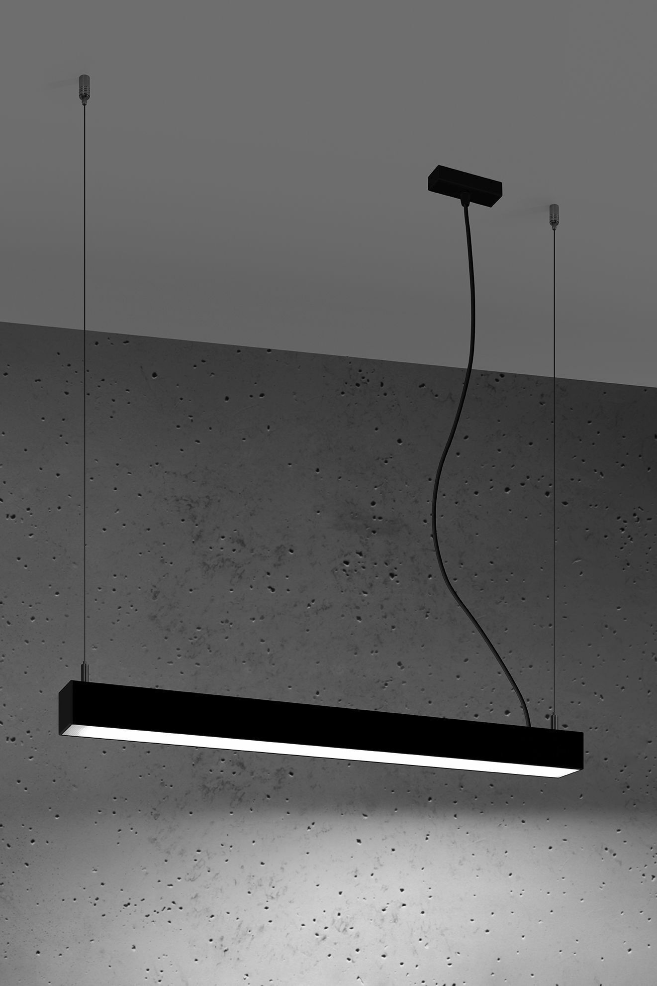 Suspension LED noire métal 67 cm allongée 4000 K