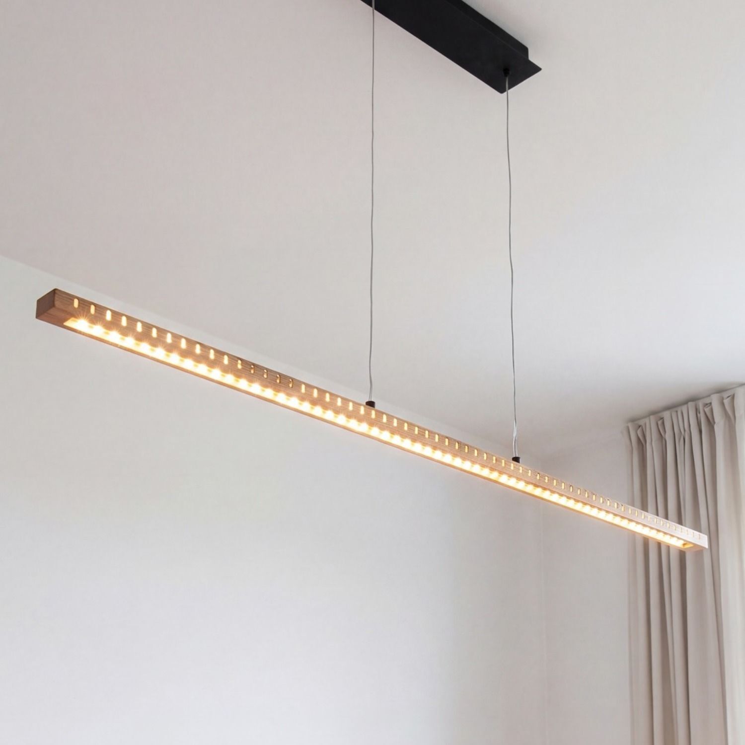 hängelampe, LED-Leiste, Holzlampe, Wendelampe, Beleuchtung