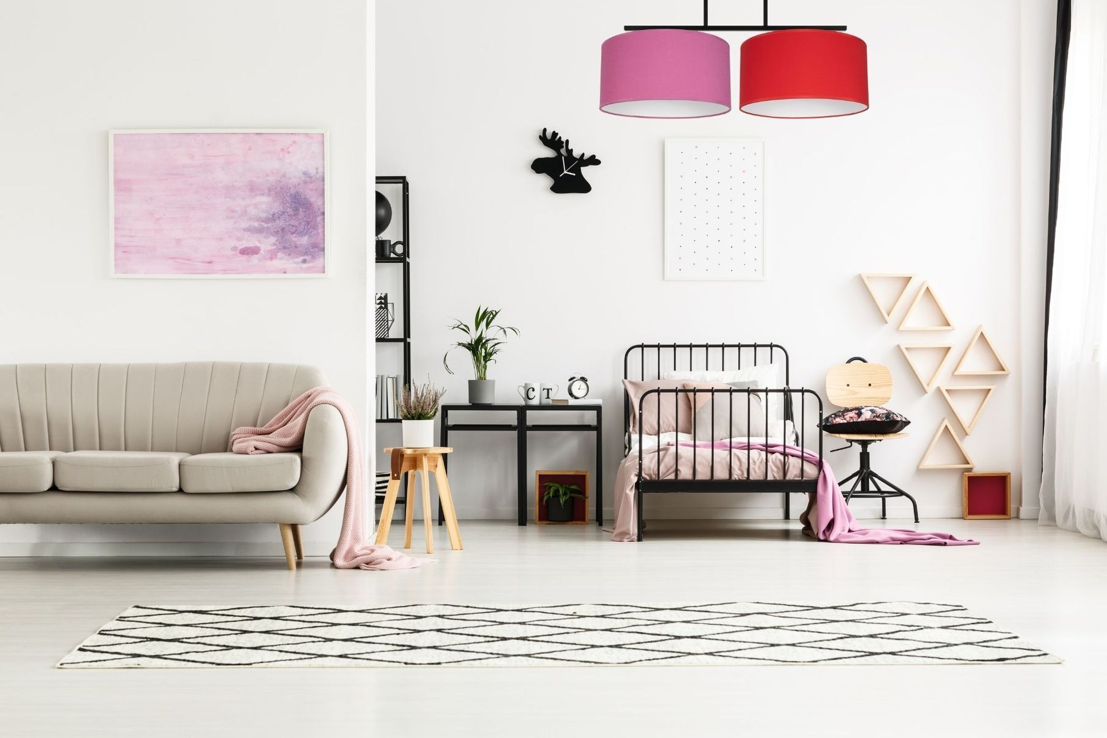 Wohnzimmer, Kinderzimmer, Teppich, Bettgestell, Rosa