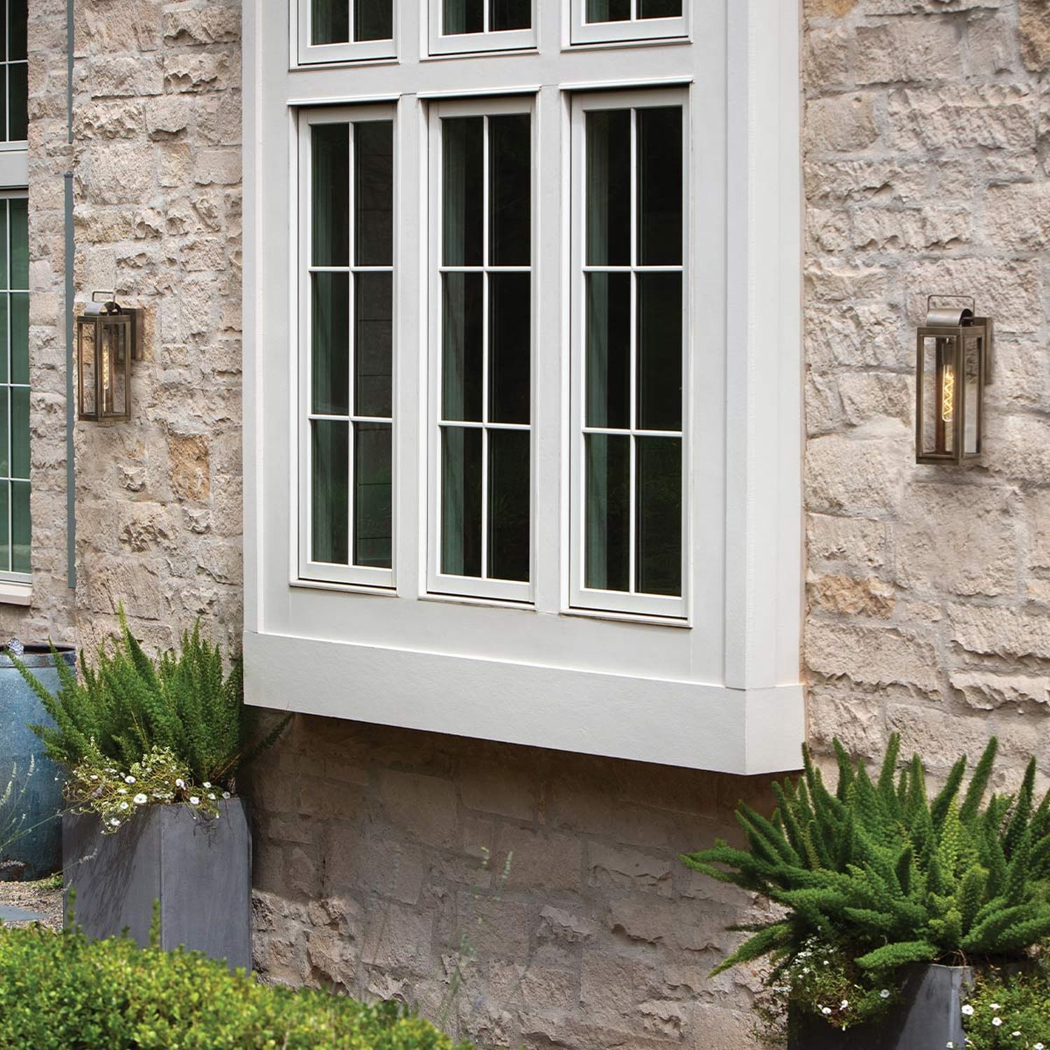 Fenster, Außenwand, Glasfenster, Lichtleiste, Gartenpflanzen