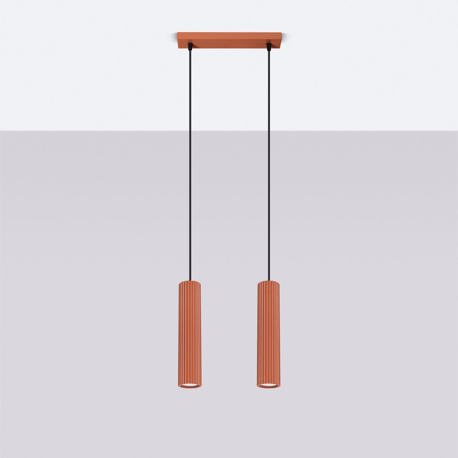 Lampe à suspendre rouge à 2 flammes L : 30 cm étroit H : max. 90 cm GU10 Lampe à suspendre rouge à 2 flammes L : 30 cm étroit H : max. 90 cm GU10