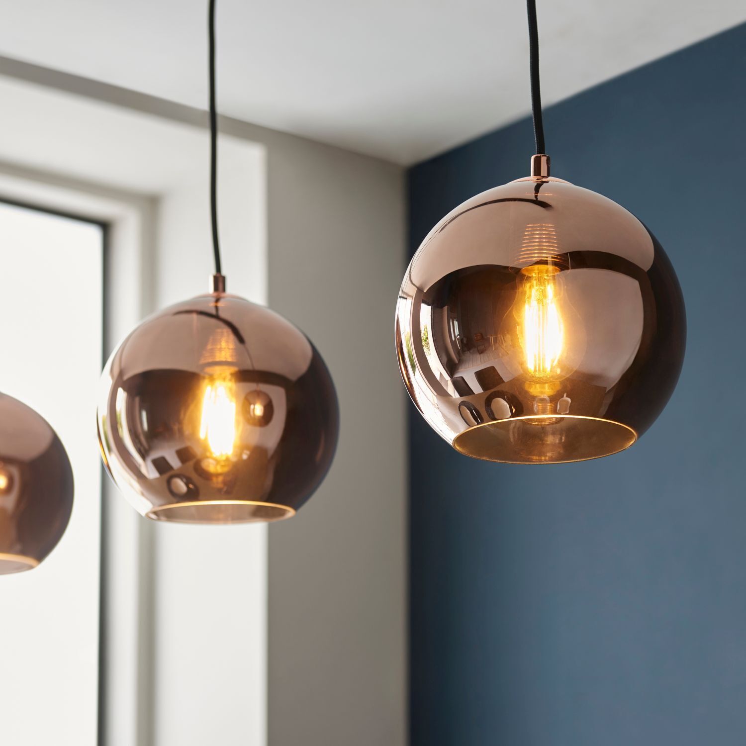 Lampe à suspendre 3 flammes E27 métal verre en noir cuivre
