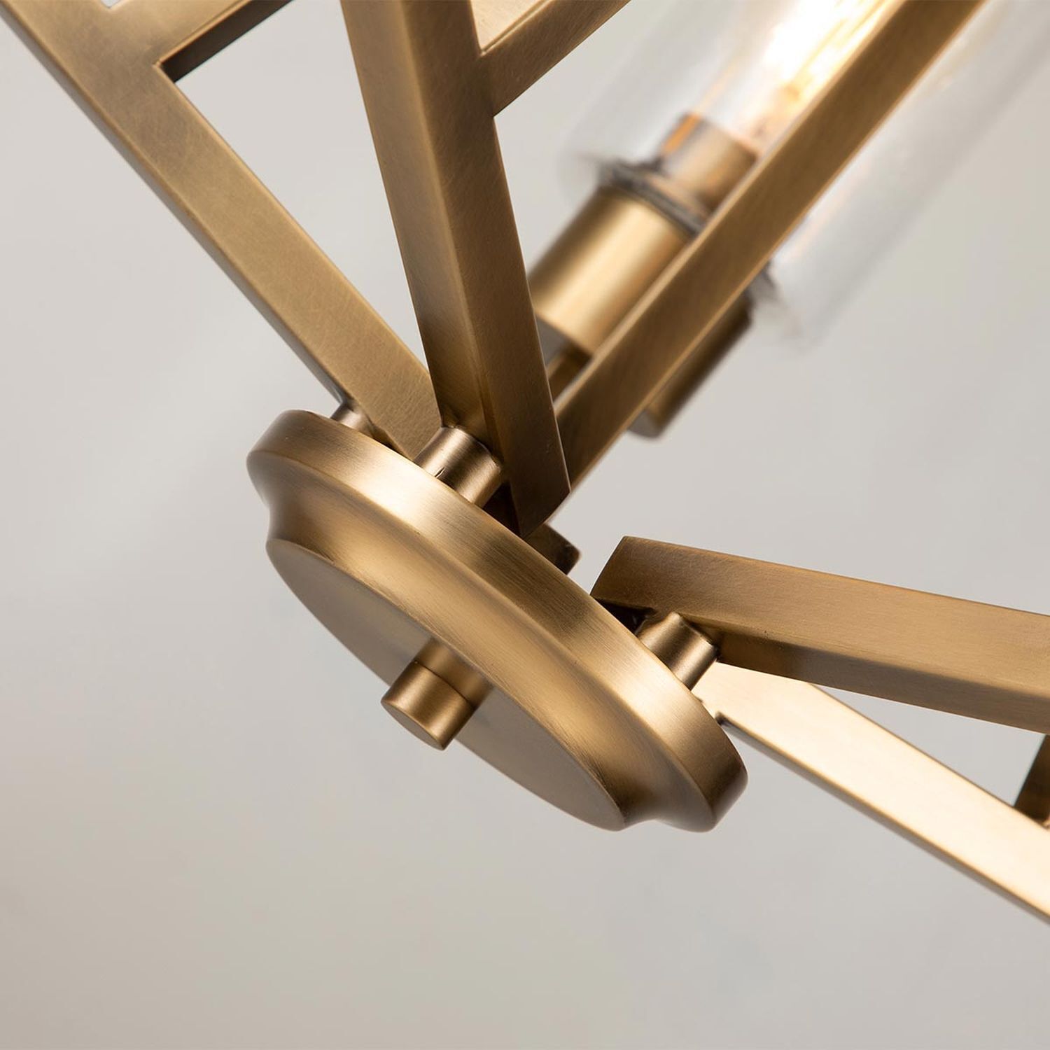 Kronleuchter E27 61,1 cm breit in Messing aus Metall Glas bronze, metallisch, Kronleuchter, Chandelier, Rahmen