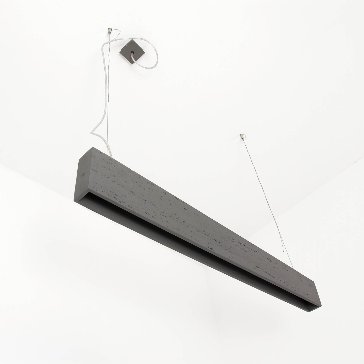 Suspension large en gris Suspension large en gris