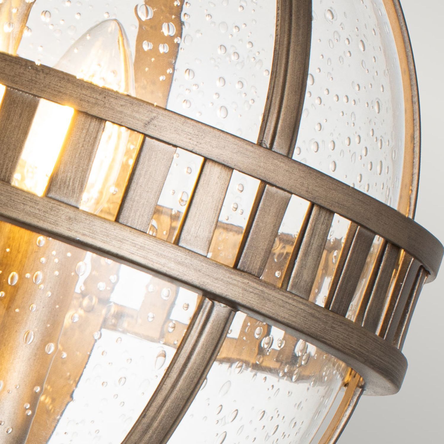 Lampe, Glas, Metall, Wassertröpfchen, Birnenförmig