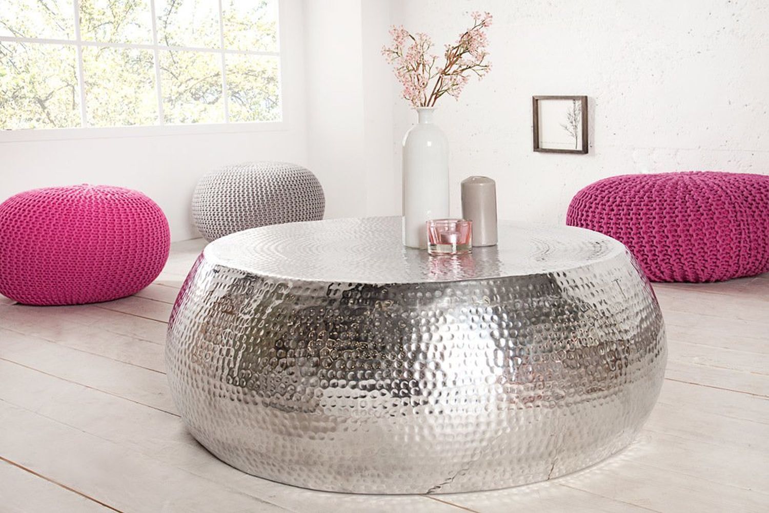 Table basse en aluminium fait main Ø 80 cm en argent