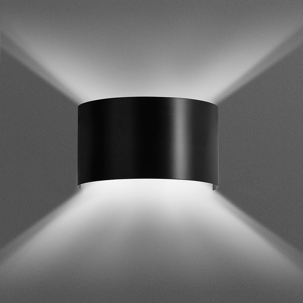 Applique noire Up Down couloir salon escalier